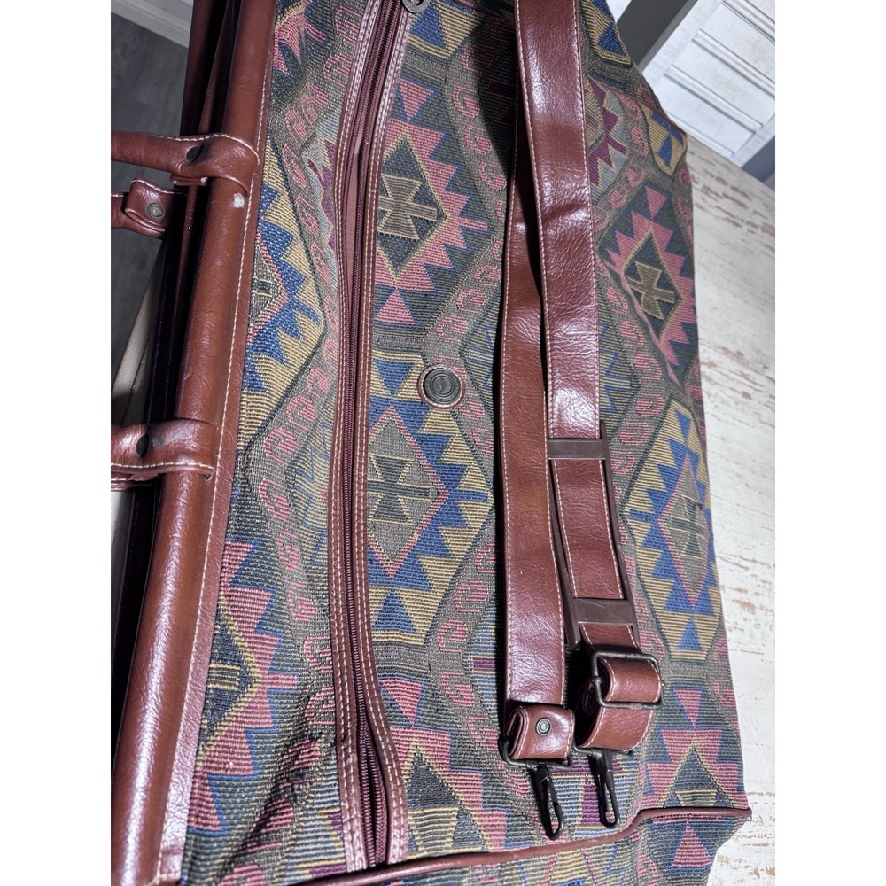 Rare VTG Capezio large travel bag - Picture 9 of 9